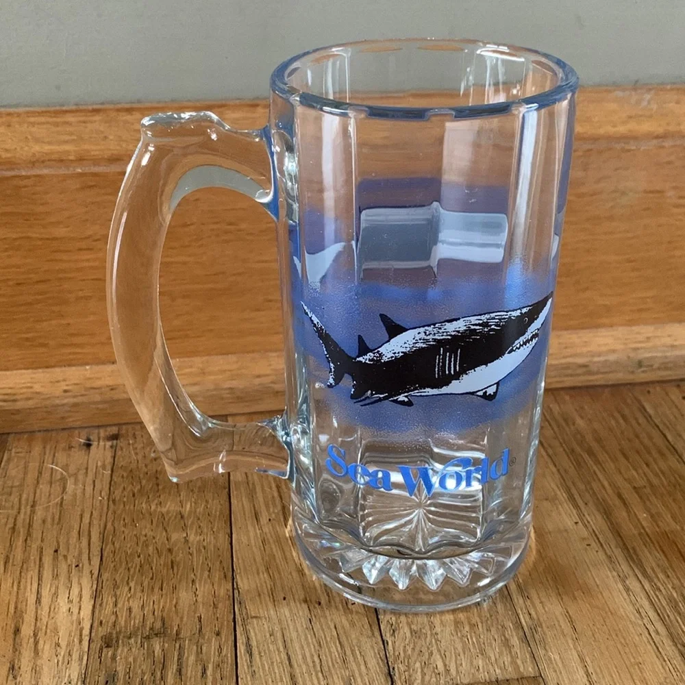 Vintage SeaWorld Shark Stein Glass Mug